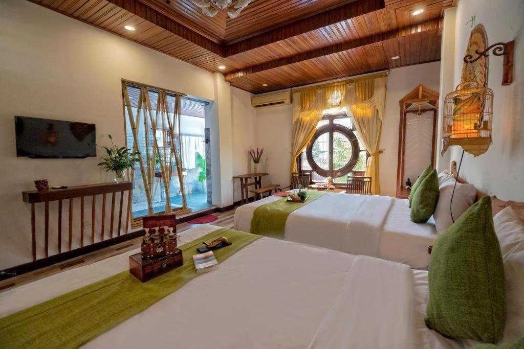 Nipa Riverside Villa Hoi An Exterior photo